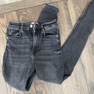 Zara Jeans